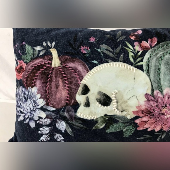 NWT Cynthia Rowley XL Halloween Floral Skull and Pumpkin Pillow Autumn Decor - Picture 2 of 6